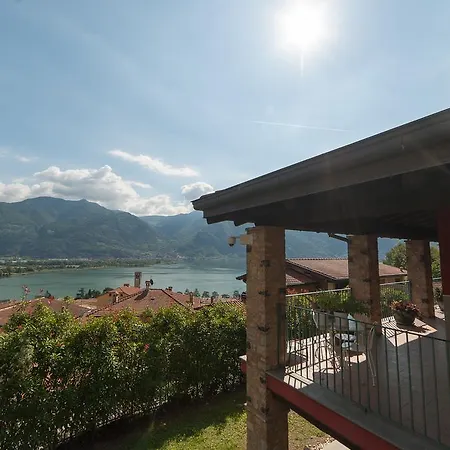 Aurea Villa Lovere