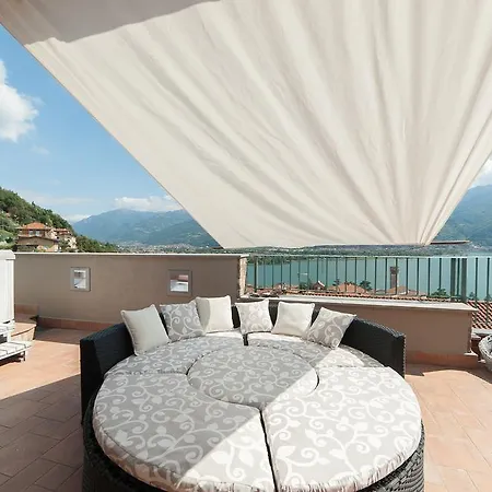 Aurea Villa *