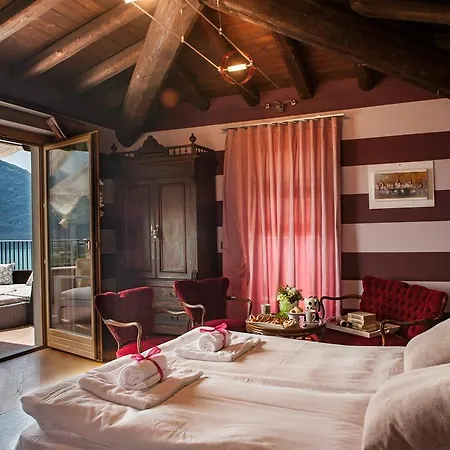 Aurea Villa Lovere